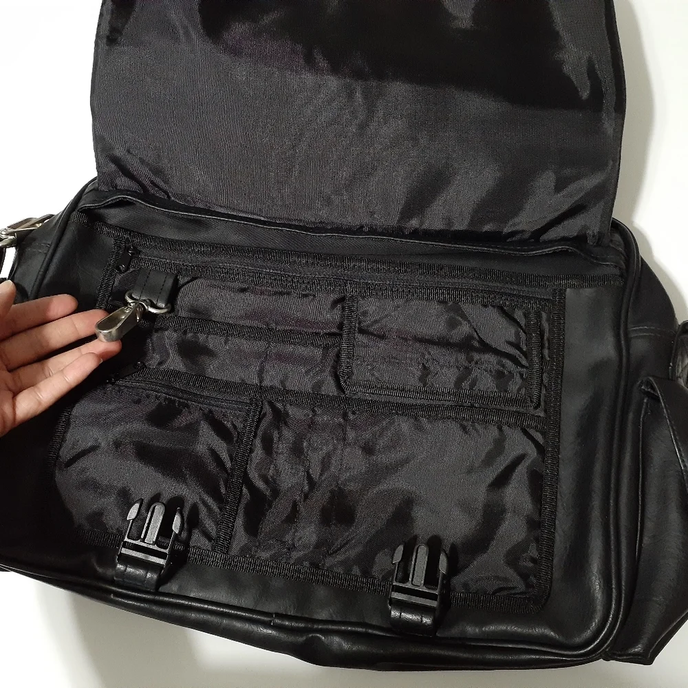 Vintage IDEX Mutual Funds Black Faux Leather Business Bag
